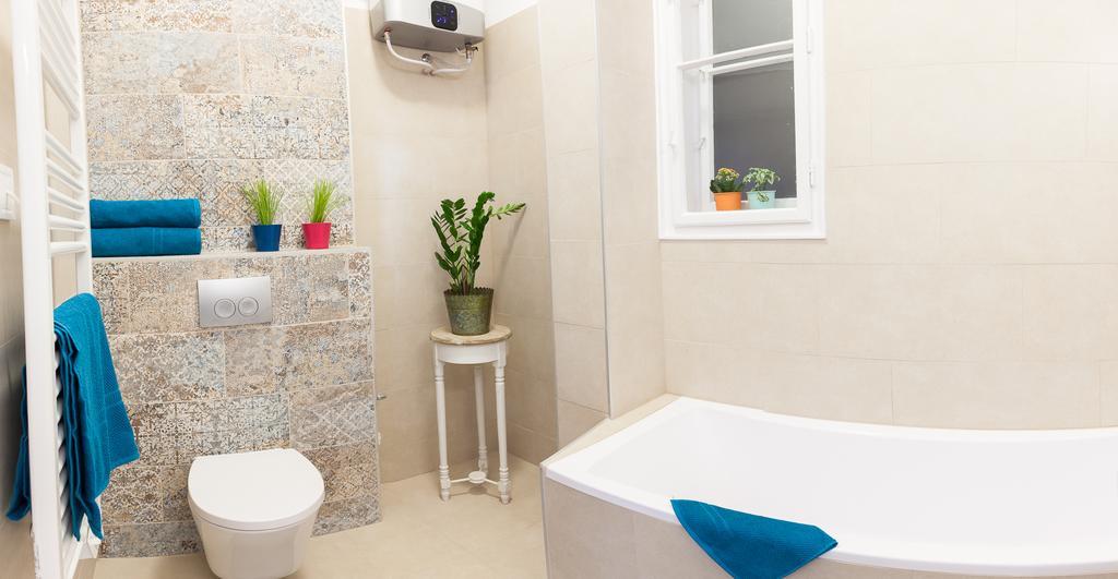 Self Checkin Bohem Luxury By Vaci Str Apartment Budapest Bagian luar foto