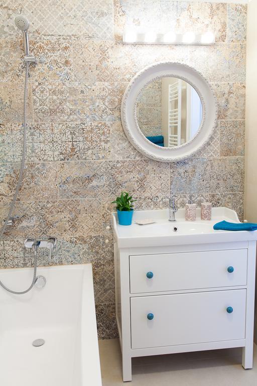Self Checkin Bohem Luxury By Vaci Str Apartment Budapest Bagian luar foto