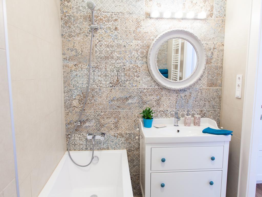 Self Checkin Bohem Luxury By Vaci Str Apartment Budapest Bagian luar foto